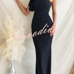 Fashionable Mesh Sleeveless One-shoulder Waist-revealing Maxi Dress