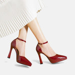 Evete | Classic Heels