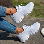 Vetra Motion Sneakers