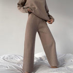 Knitted solid color loose casual suit