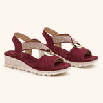 Amelia — Comfortable sandals with golden arch