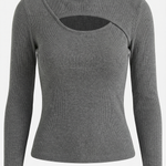 Long-sleeved knit top with Barbara-style slits