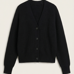 Jessica cardigan with V-neck and button closure