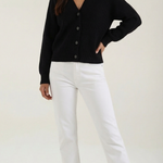 Jessica cardigan with V-neck and button closure